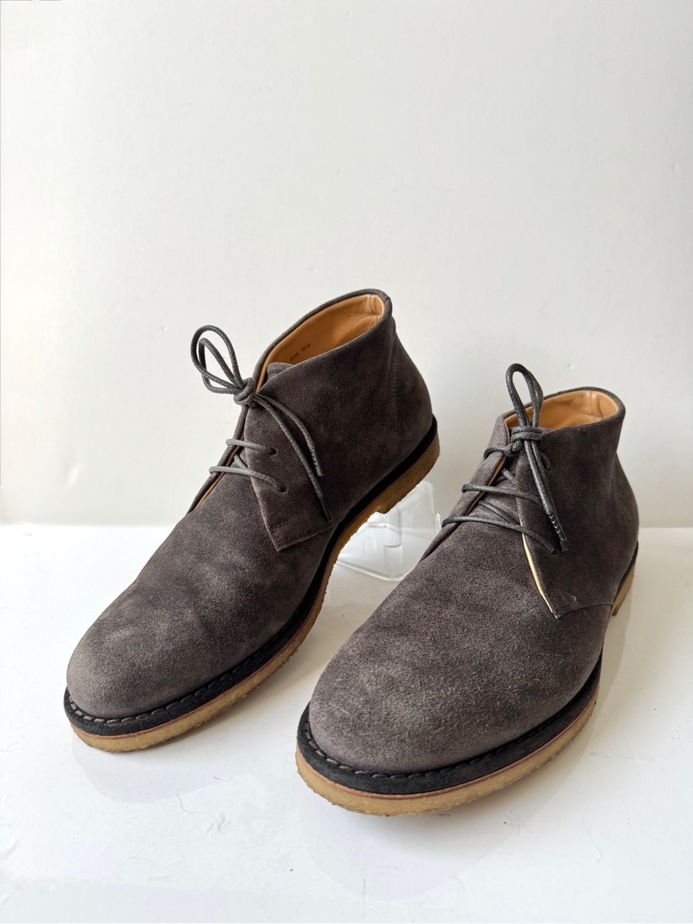 Vince Men's Gray Suede Chukka Lace Up Crepe Sole Boots Size 10M